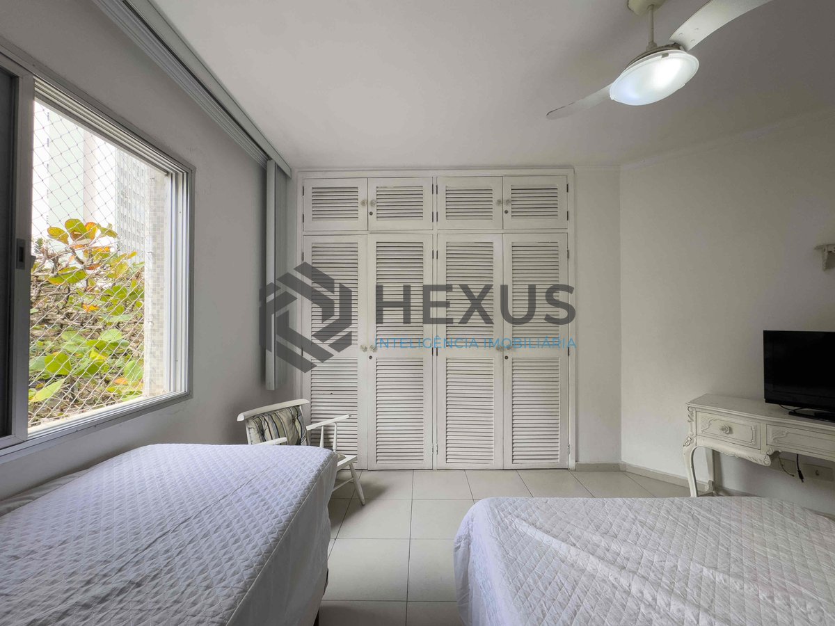 Foto 14 de Apartamento mobiliado a uma quadra da Praia das Pitangueiras, Guaruja