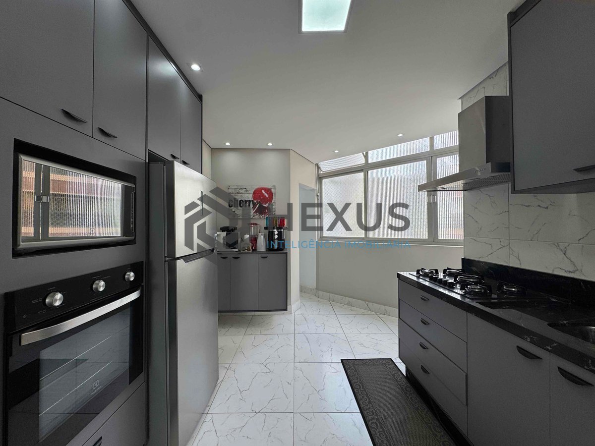 Foto 18 de Apartamento reformado com vista mar a uma quadra da Praia das Pitangueiras, Guaruja