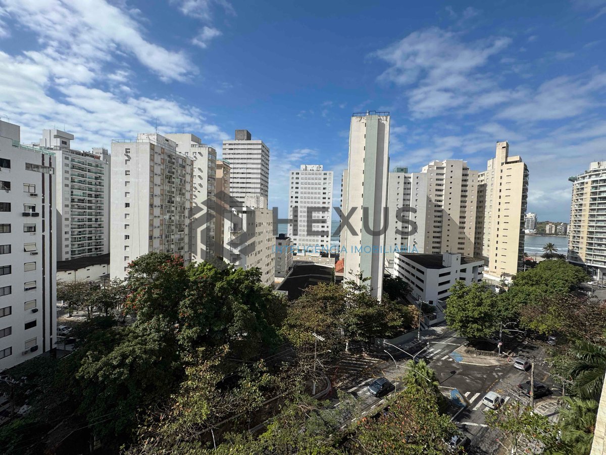 Foto 4 de Apartamento reformado com vista mar a uma quadra da Praia das Pitangueiras, Guaruja