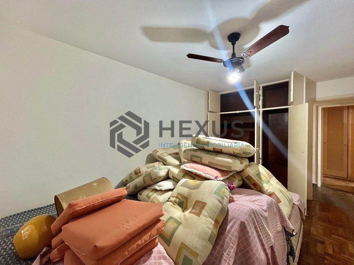Foto 13 de Apartamento beira mar com varanda, lazer e vista mar na Praia das Pitangueiras, Guaruja | Hexus