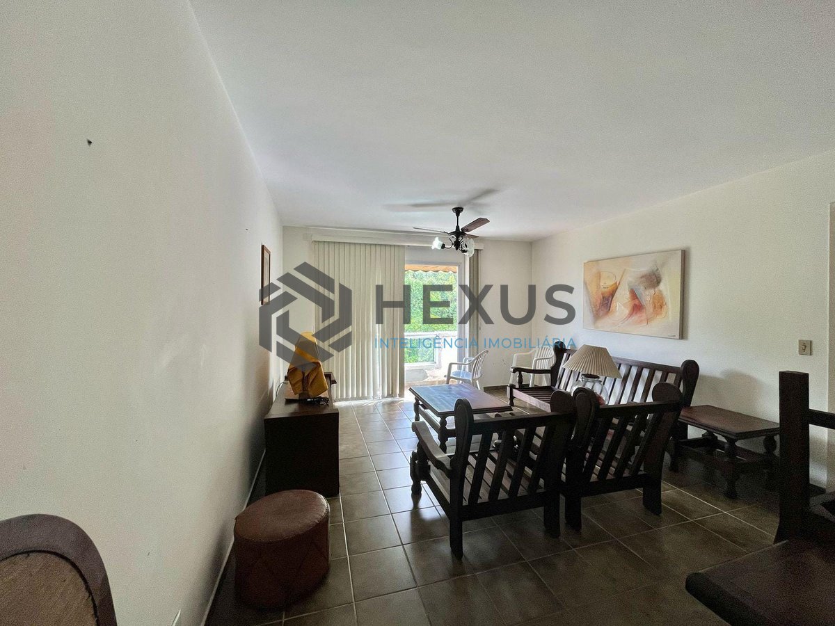 Foto 6 de Apartamento beira mar com varanda, lazer e vista mar na Praia das Pitangueiras, Guaruja | Hexus
