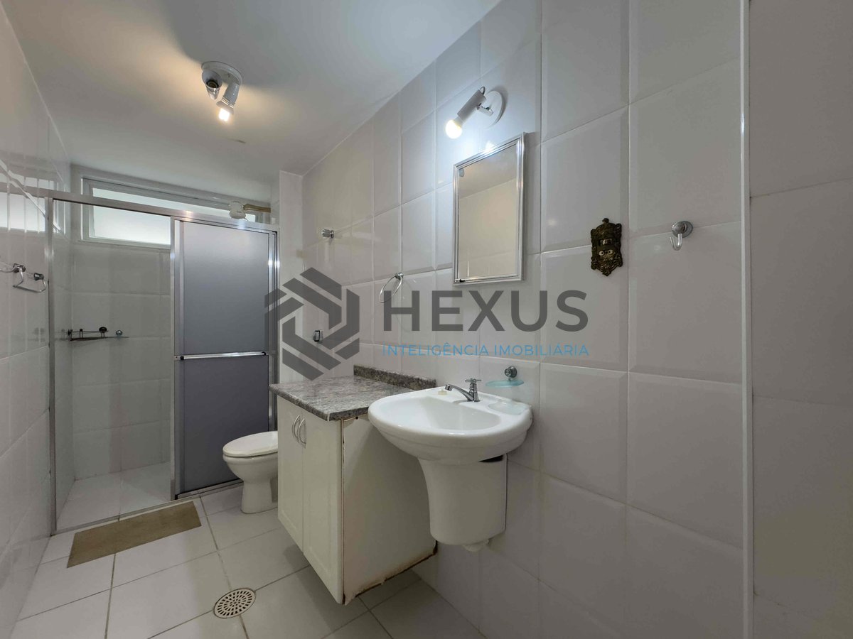 Foto 5 de Apartamento mobiliado a duas quadras da Praia das Pitangueiras, Guaruja | Hexus Inteligência Imobiliária
