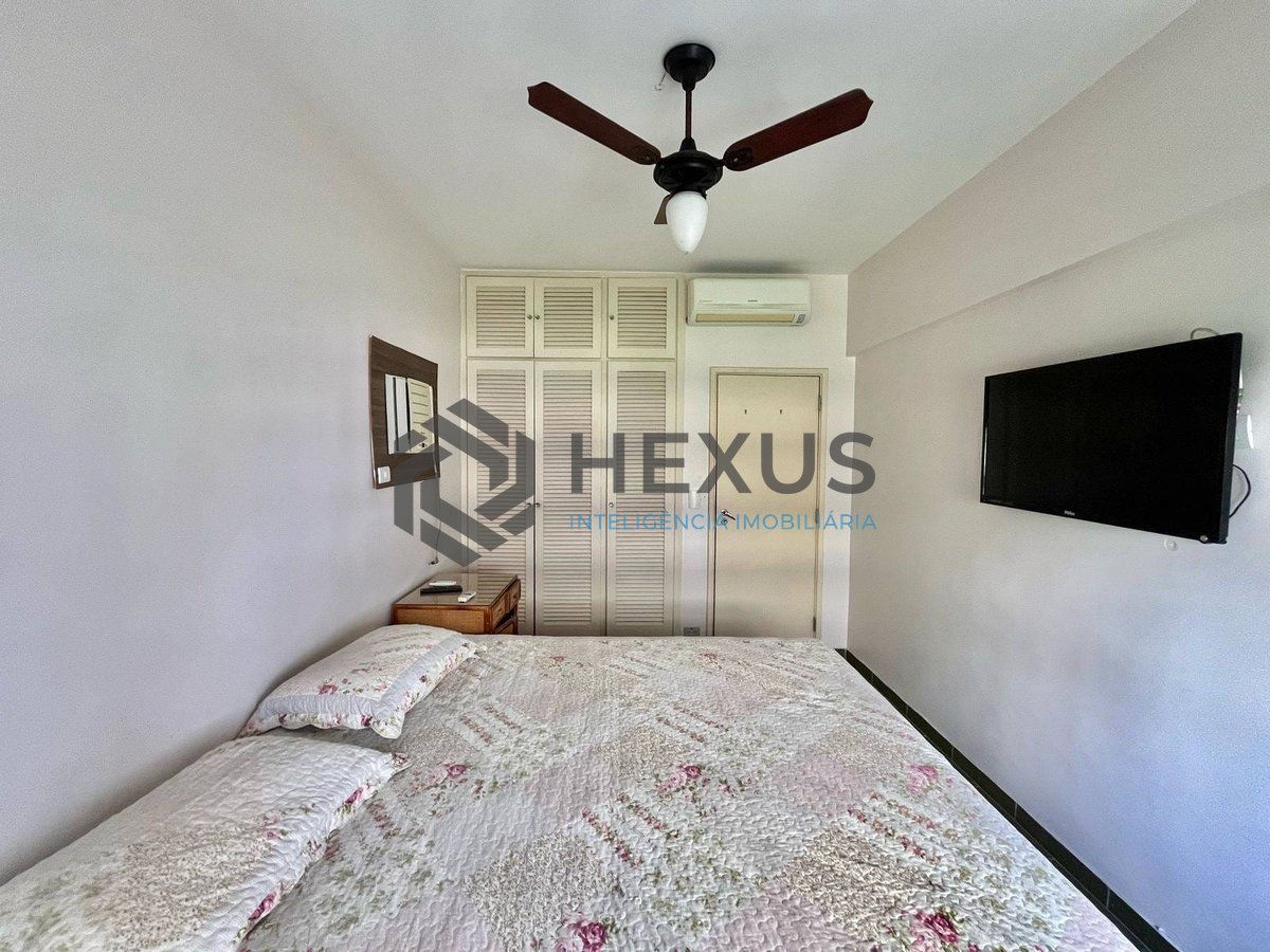 Foto 24 de Apartamento com varanda e vista livre a uma quadra da Praia das Pitangueiras, Guaruja
