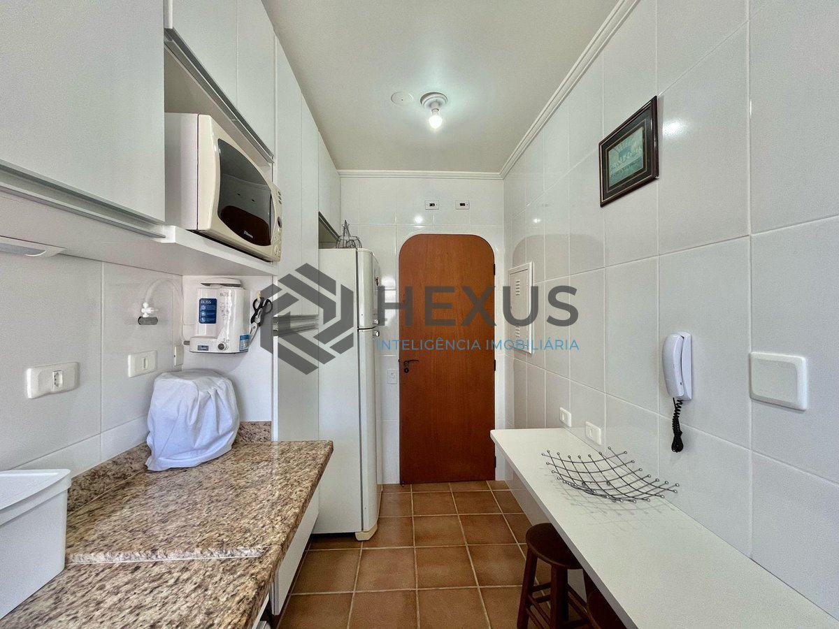 Foto 24 de Apartamento com varanda, lazer e vista livre a uma quadra da Praia das Pitangueiras, Guaruja | Hexus