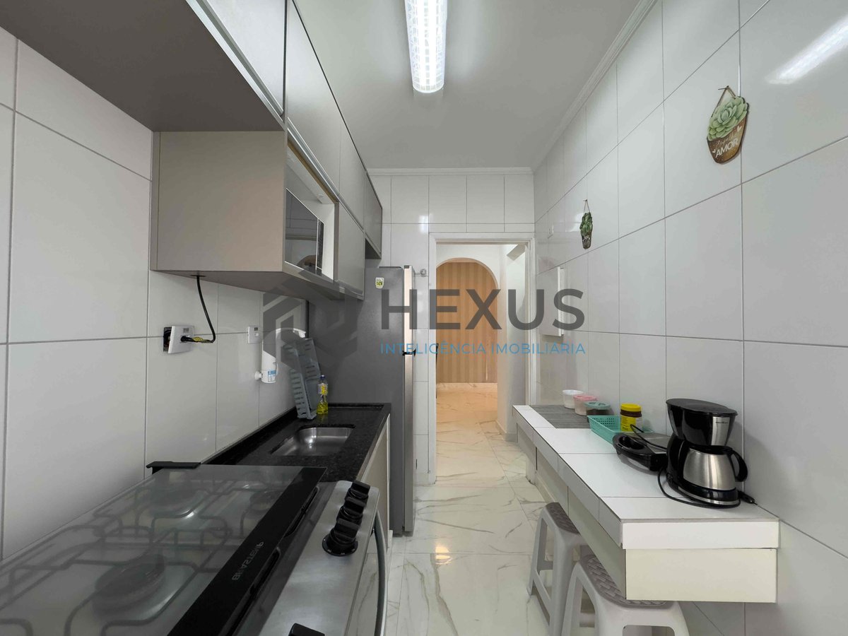 Foto 16 de Apartamento reformado e mobiliado a duas quadras da Praia das Pitangueiras, Guaruja