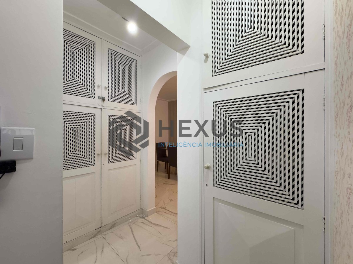 Foto 9 de Apartamento reformado e mobiliado a duas quadras da Praia das Pitangueiras, Guaruja