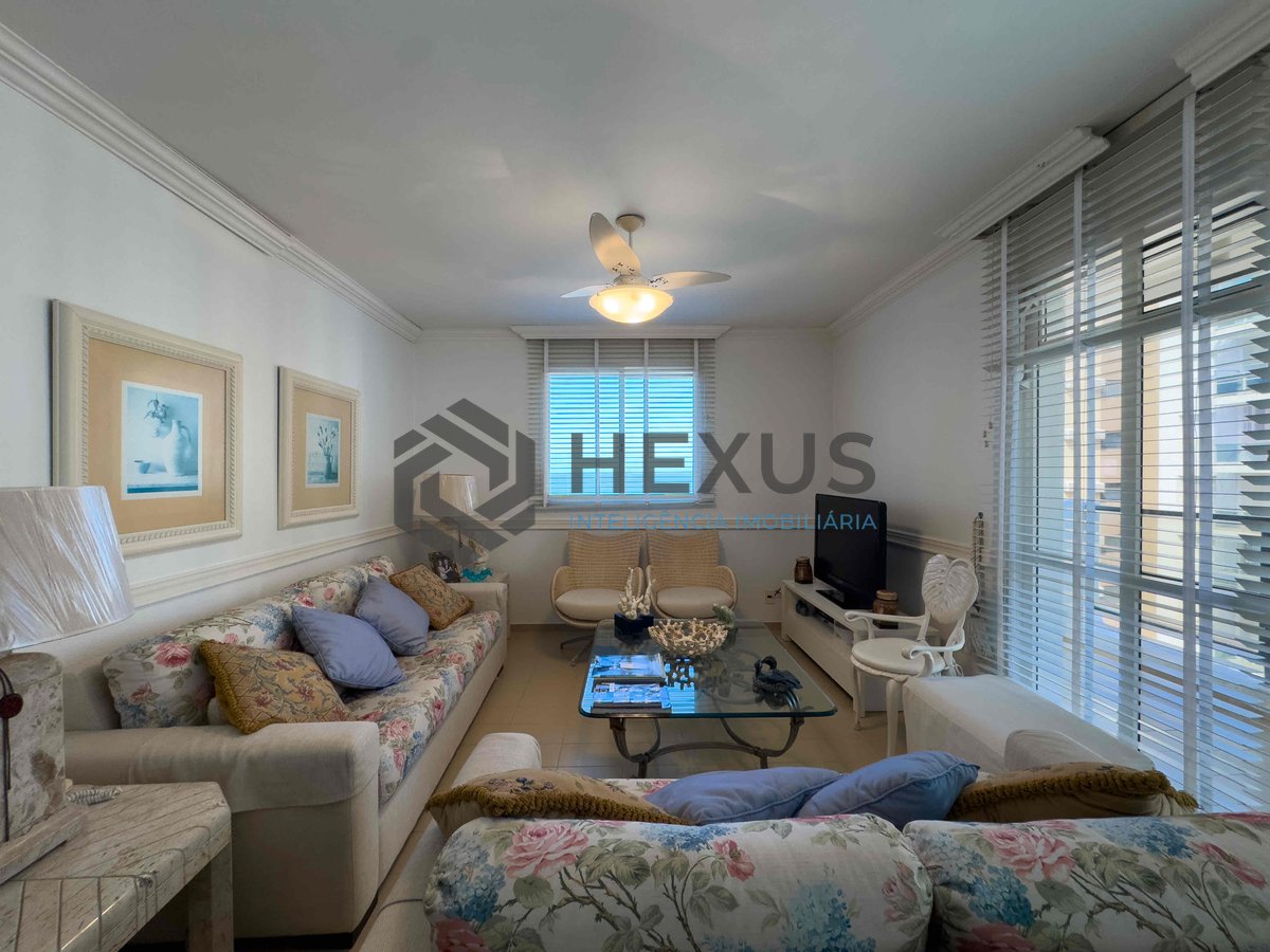 Foto 2 de Apartamento com varanda, vista mar, quadra mar, lazer, Praia das Pitangueiras, Guaruja | Hexus Inteligência Imobiliária