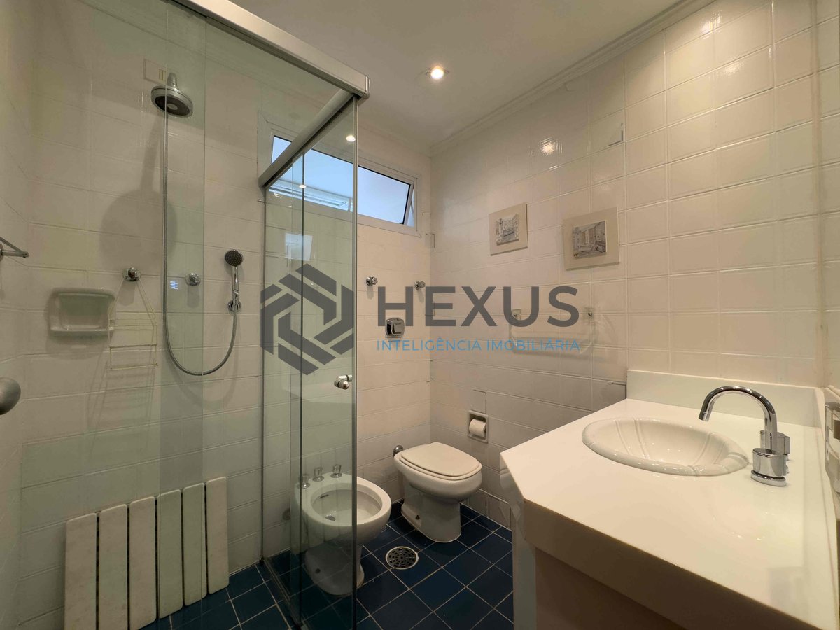 Foto 21 de Apartamento com varanda, vista mar, quadra mar, lazer, Praia das Pitangueiras, Guaruja | Hexus Inteligência Imobiliária