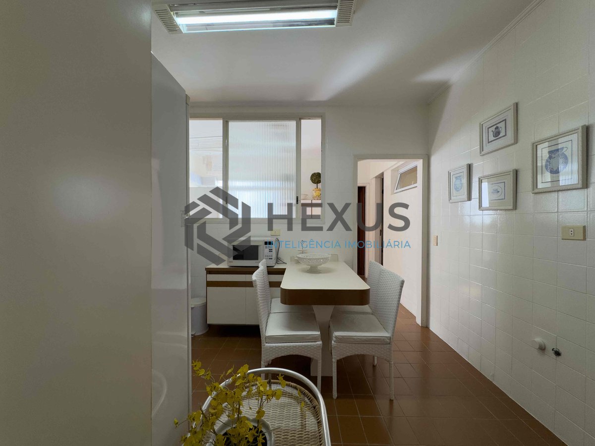 Foto 22 de Apartamento com varanda, vista mar, quadra mar, lazer, Praia das Pitangueiras, Guaruja | Hexus Inteligência Imobiliária