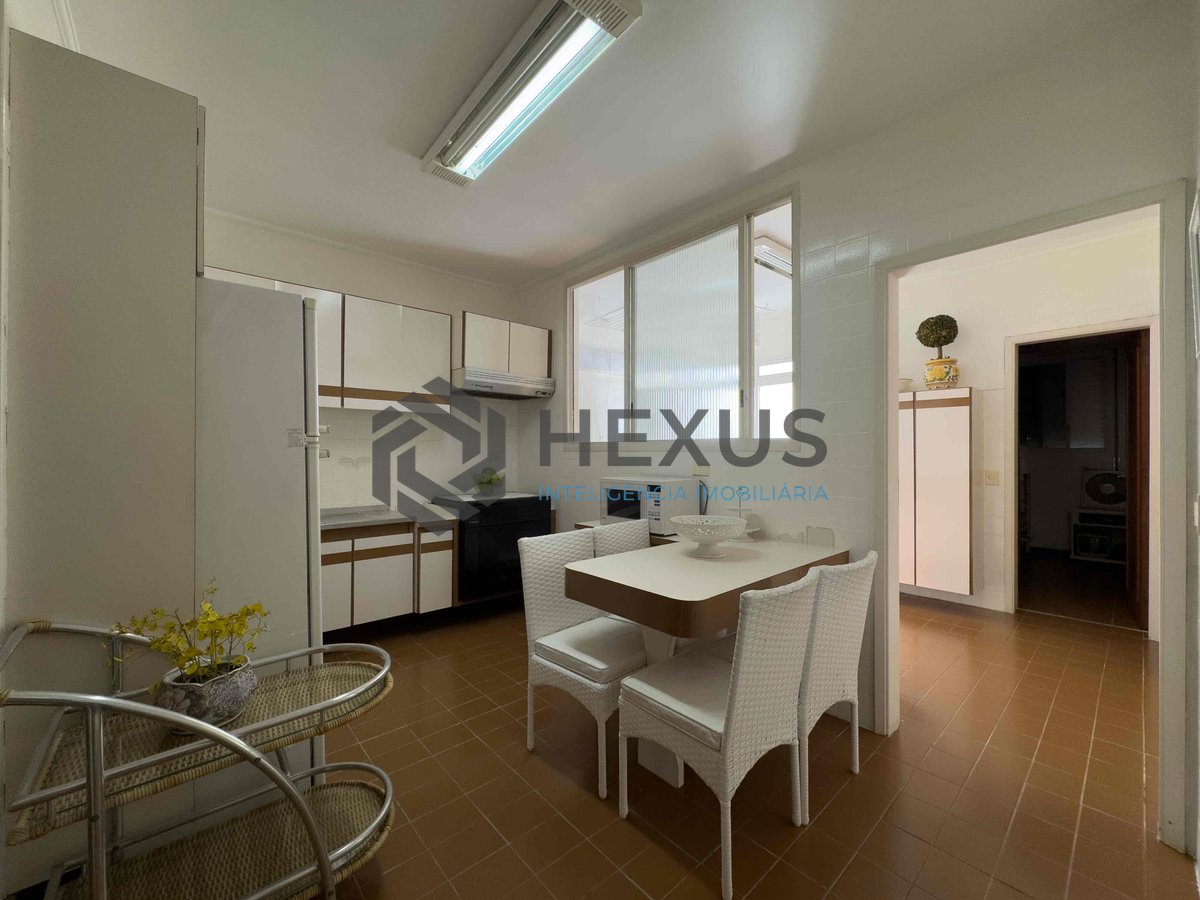 Foto 23 de Apartamento com varanda, vista mar, quadra mar, lazer, Praia das Pitangueiras, Guaruja | Hexus Inteligência Imobiliária