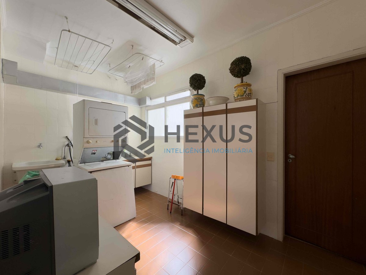 Foto 25 de Apartamento com varanda, vista mar, quadra mar, lazer, Praia das Pitangueiras, Guaruja | Hexus Inteligência Imobiliária