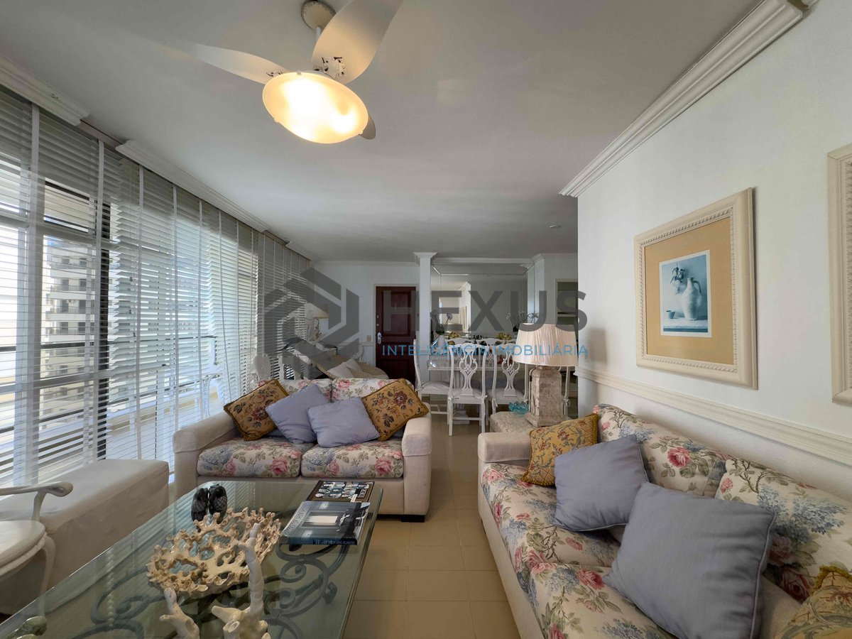 Foto 7 de Apartamento com varanda, vista mar, quadra mar, lazer, Praia das Pitangueiras, Guaruja | Hexus Inteligência Imobiliária