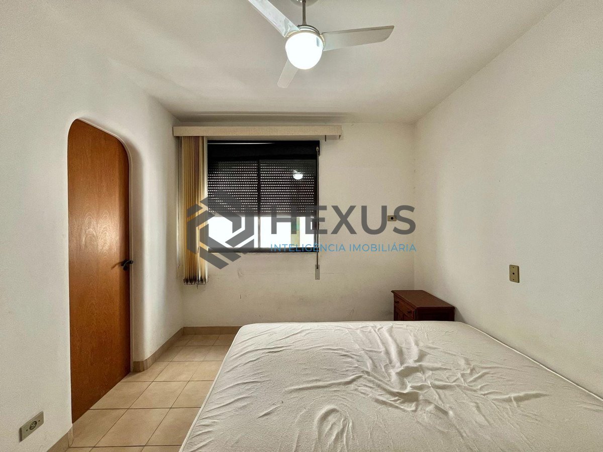 Foto 24 de Apartamento com varanda e vista mar na beira mar da Praia das Pitangueiras, Guaruja