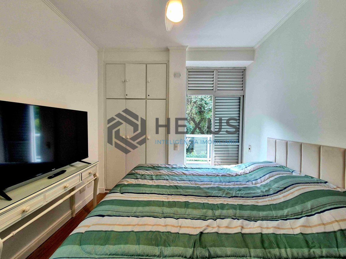 Foto 17 de Apartamento com varanda, reformado, lazer completo na Praia das Pitangueiras, Guaruja | Hexus