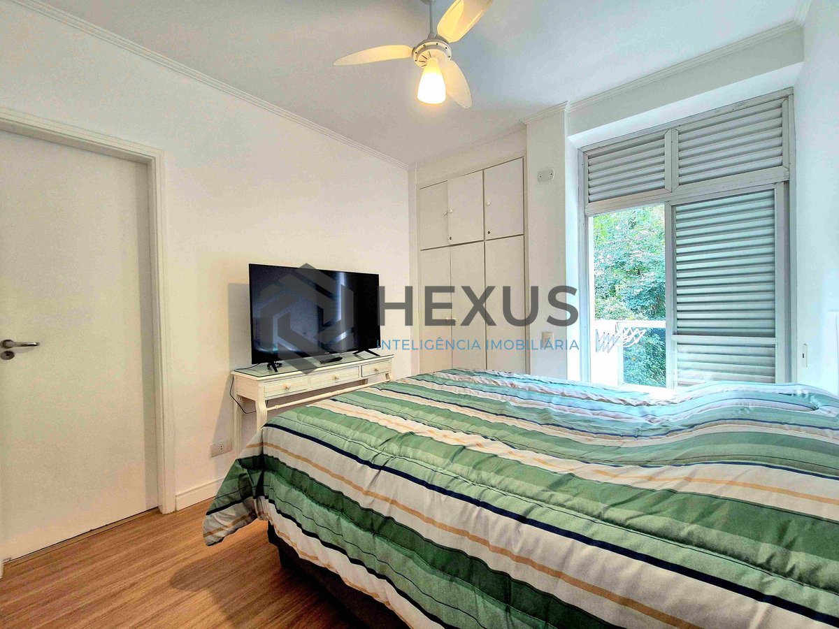Foto 18 de Apartamento com varanda, reformado, lazer completo na Praia das Pitangueiras, Guaruja | Hexus