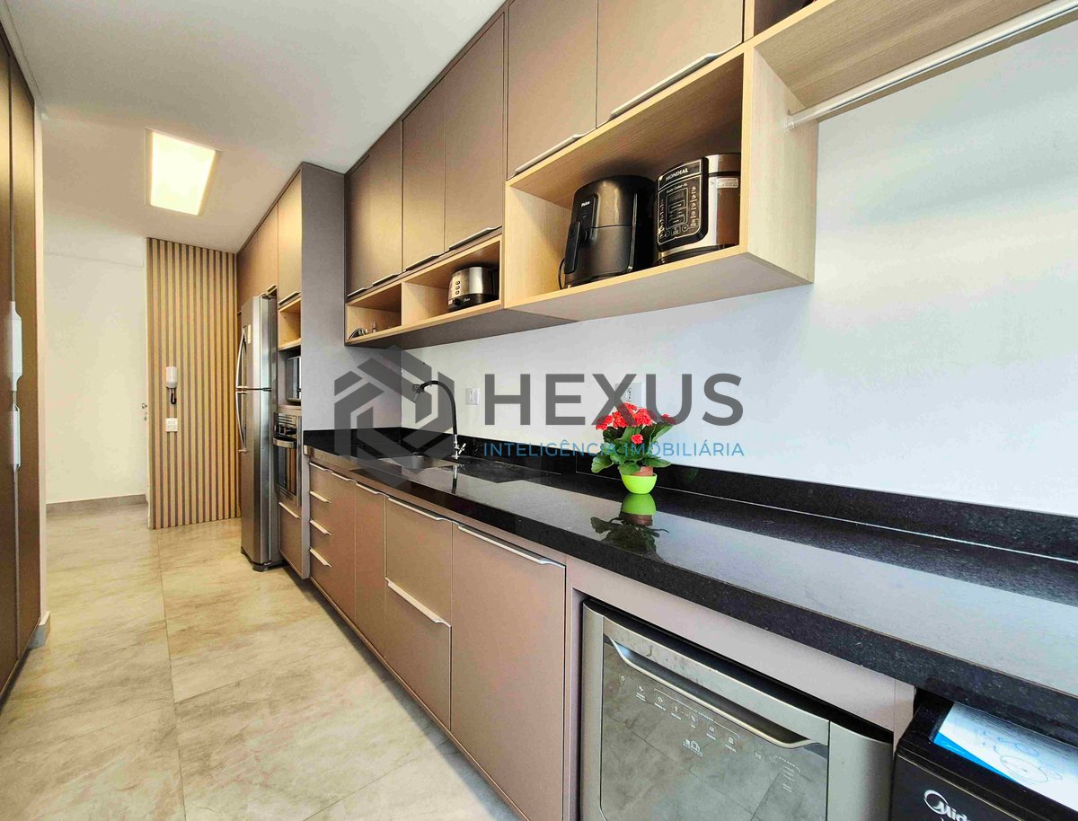 Foto 26 de Apartamento com varanda, reformado, lazer completo na Praia das Pitangueiras, Guaruja | Hexus