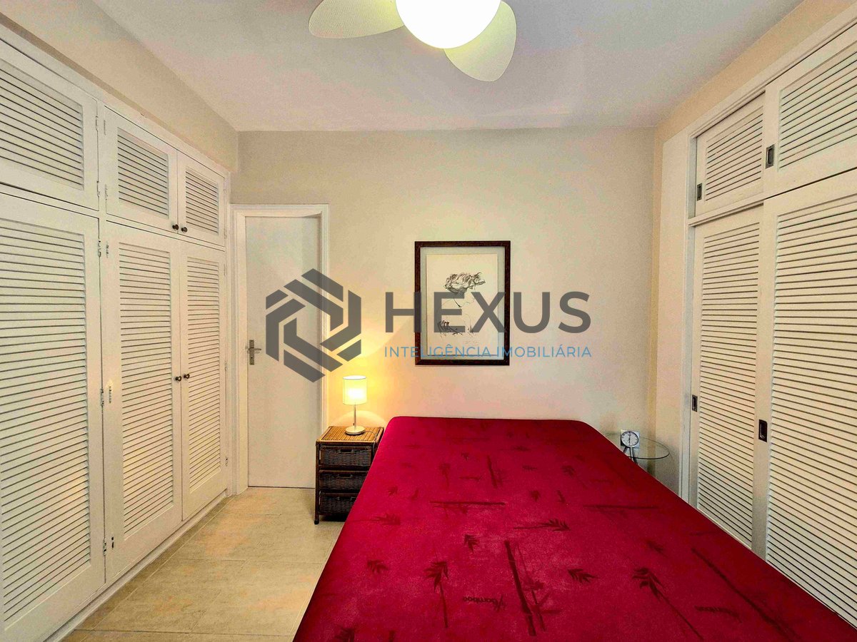 Foto 15 de Apartamento com varanda e lazer na Praia das Pitangueiras, Guaruja