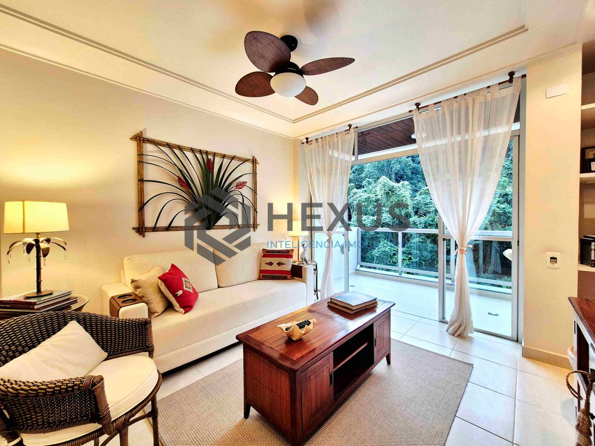 Foto 3 de Apartamento com varanda e lazer na Praia das Pitangueiras, Guaruja