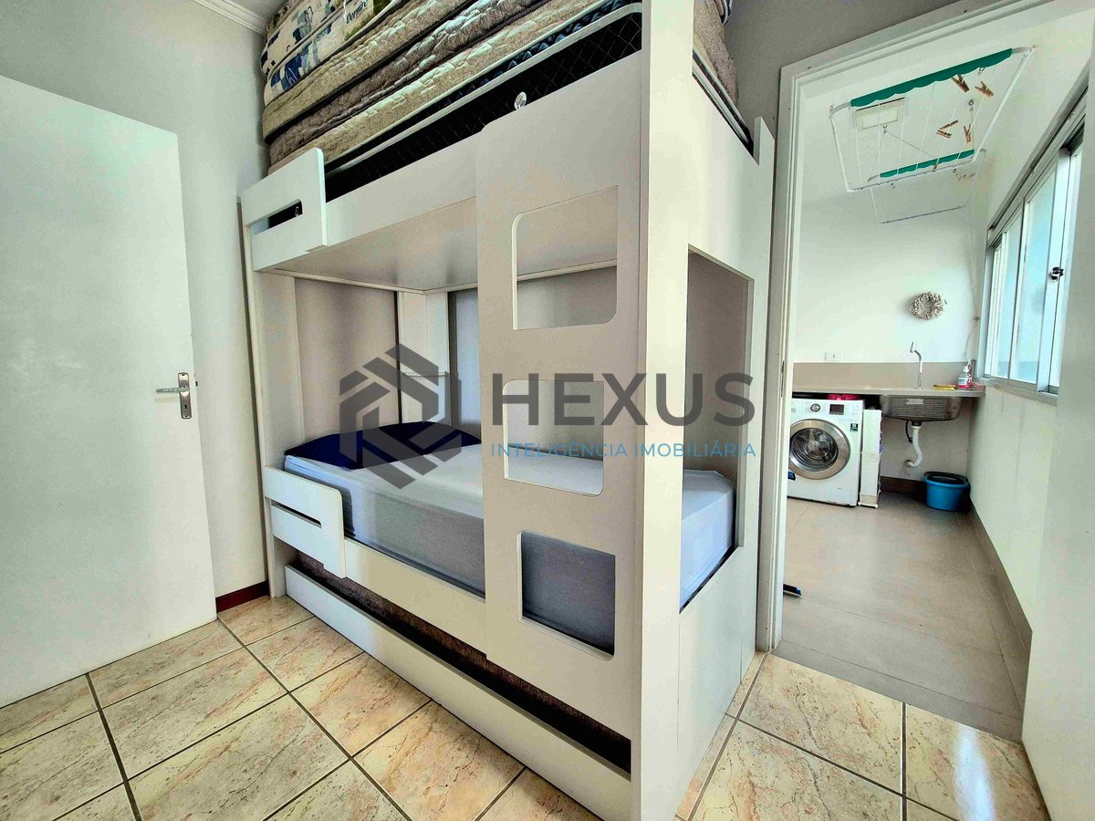 Foto 17 de Apartamento com varanda e lazer completo na Praia das Pitangueiras, Guaruja | Hexus