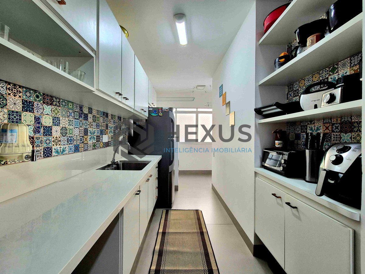 Foto 20 de Apartamento com varanda e lazer completo na Praia das Pitangueiras, Guaruja | Hexus