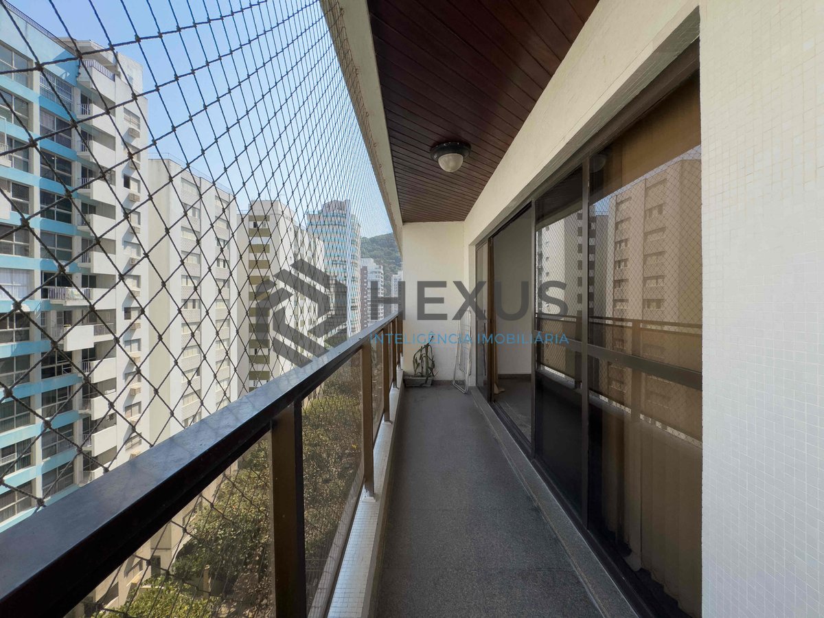 Foto 10 de Apartamento com varanda, vista mar, lazer, Praia das Pitangueiras, Guaruja | Hexus