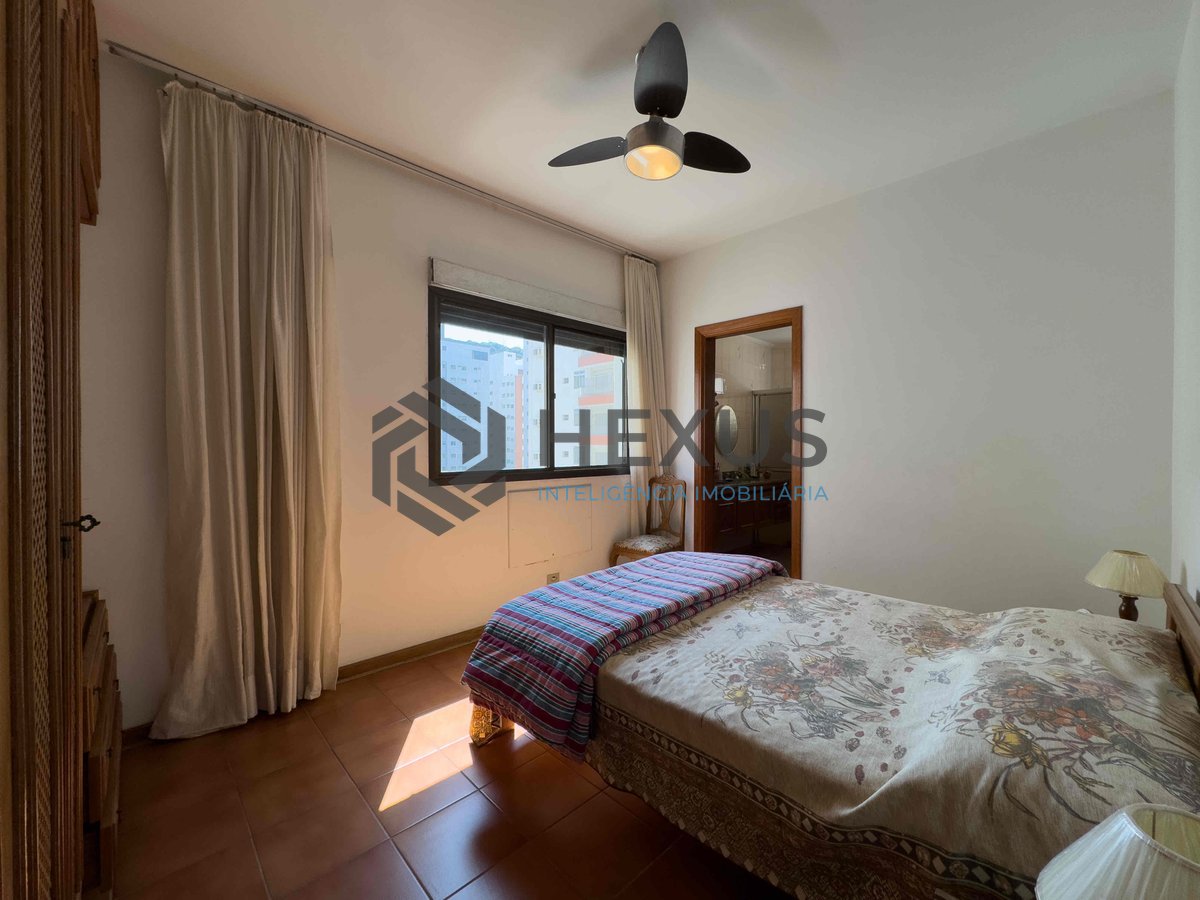 Foto 13 de Apartamento com varanda, vista mar e lazer na Praia das Pitangueiras, Guaruja | Hexus