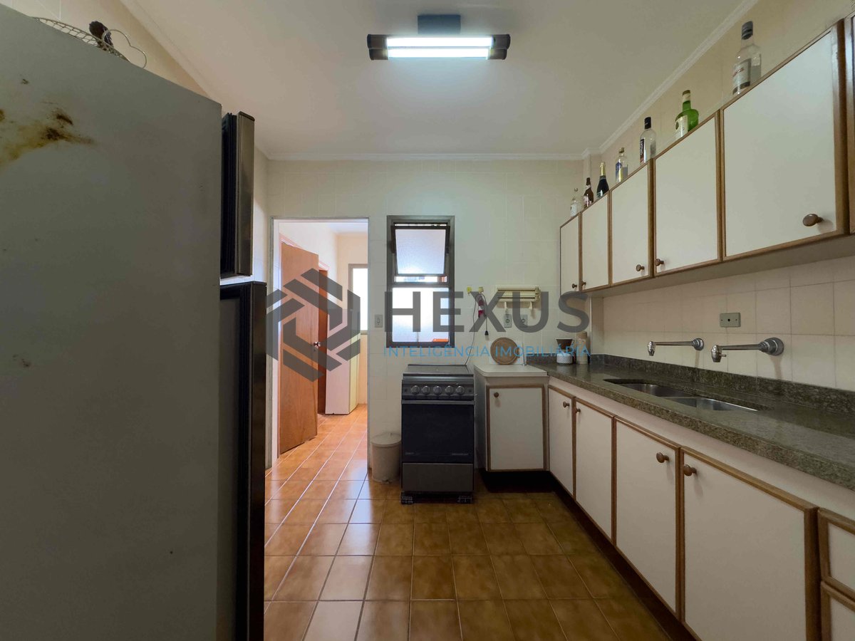 Foto 27 de Apartamento com varanda, vista mar e lazer na Praia das Pitangueiras, Guaruja | Hexus