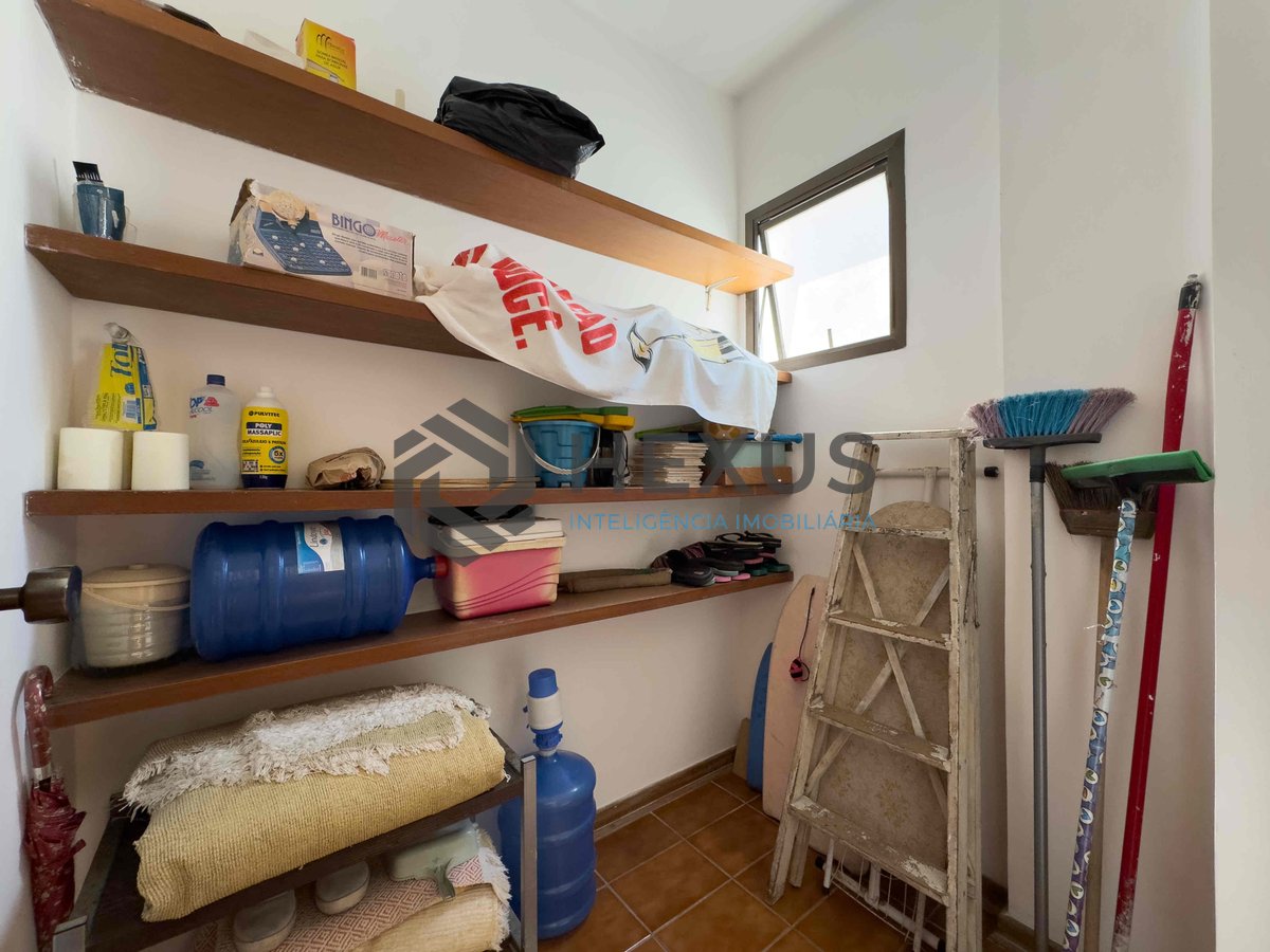 Foto 31 de Apartamento com varanda, vista mar e lazer na Praia das Pitangueiras, Guaruja | Hexus
