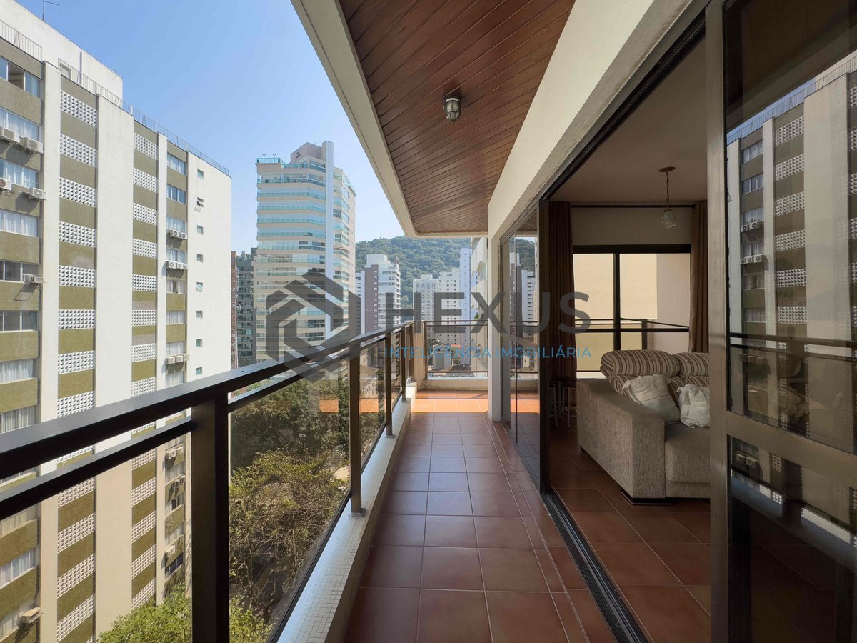 Foto 10 de Apartamento com varanda, vista mar e lazer na Praia das Pitangueiras, Guaruja | Hexus
