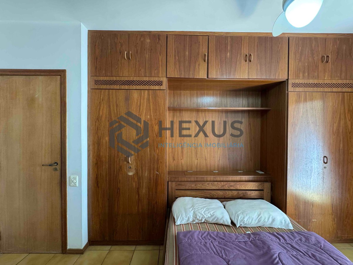 Foto 12 de Apartamento com varanda e lazer na Praia das Pitangueiras, Guaruja | Hexus