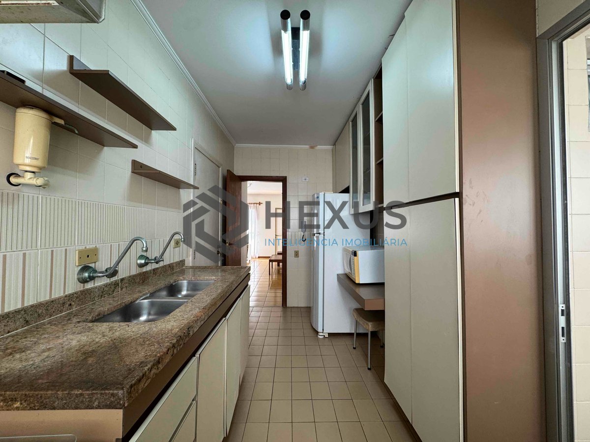 Foto 20 de Apartamento com varanda e lazer na Praia das Pitangueiras, Guaruja | Hexus