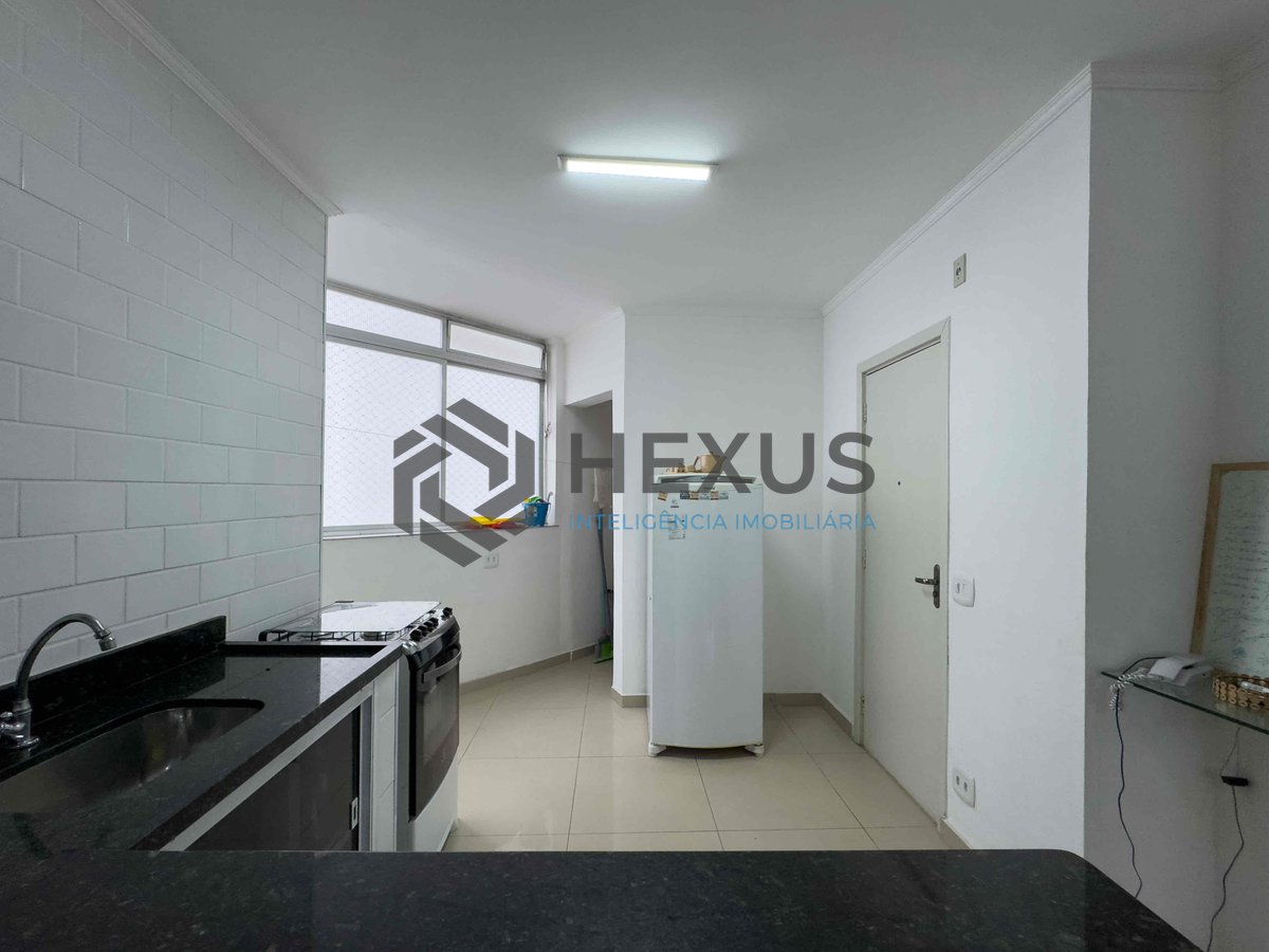 Foto 20 de Apartamento frente rua com vista livre a uma quadra da Praia das Pitangueiras, Guaruja
