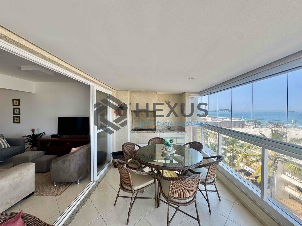 Foto 13 de Apartamento frente mar com varanda gourmet e lazer na Praia das Pitangueiras, Guaruja