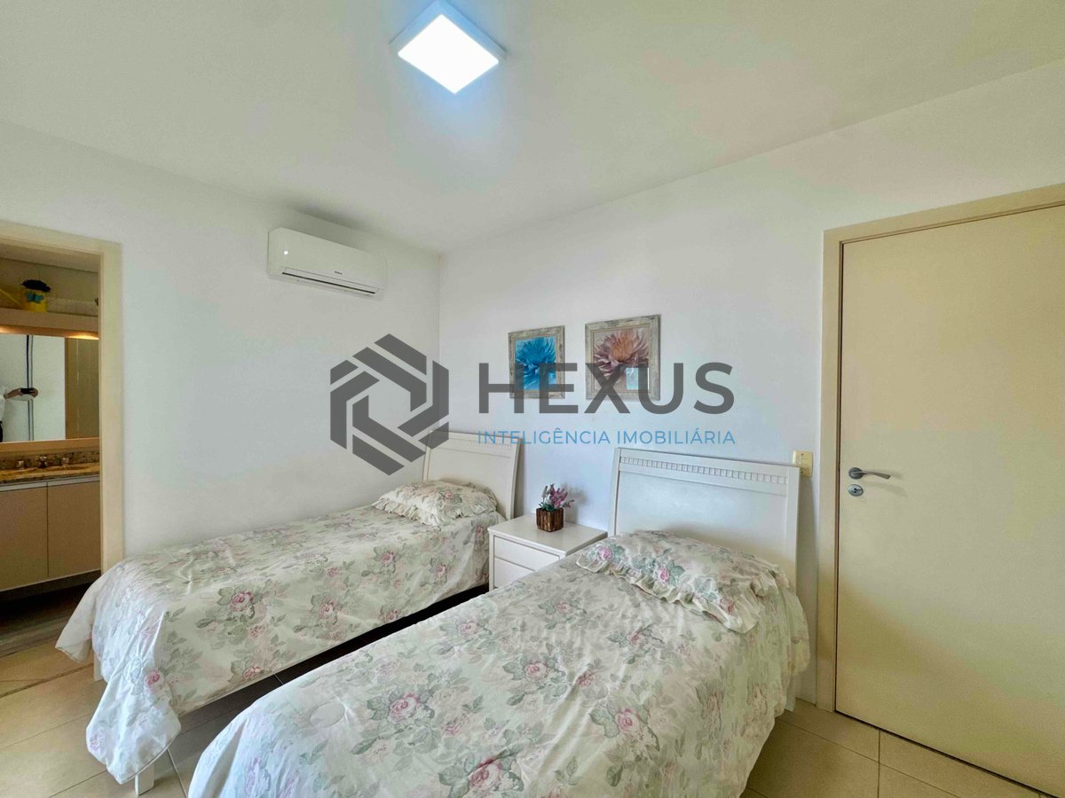 Foto 25 de Apartamento frente mar com varanda gourmet e lazer na Praia das Pitangueiras, Guaruja