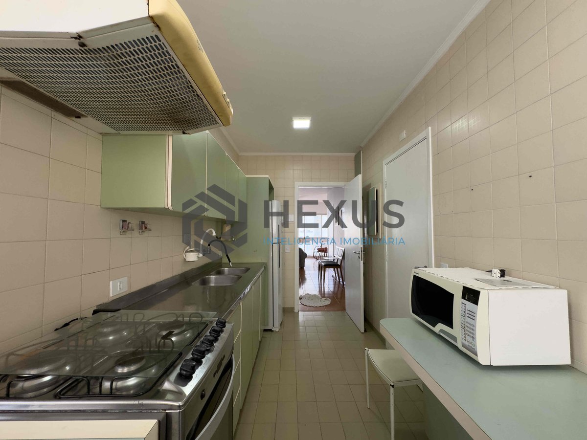Foto 25 de Apartamento com varanda vista mar e lazer na Praia das Pitangueiras, Guaruja