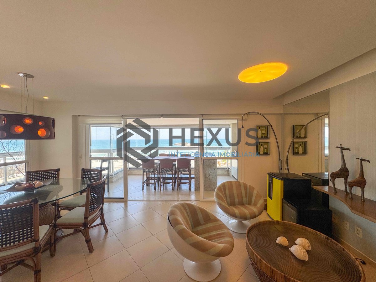 Foto 18 de Apartamento frente mar reformado com varanda gourmet vista mar e lazer na Praia das Pitangueiras, Guaruja