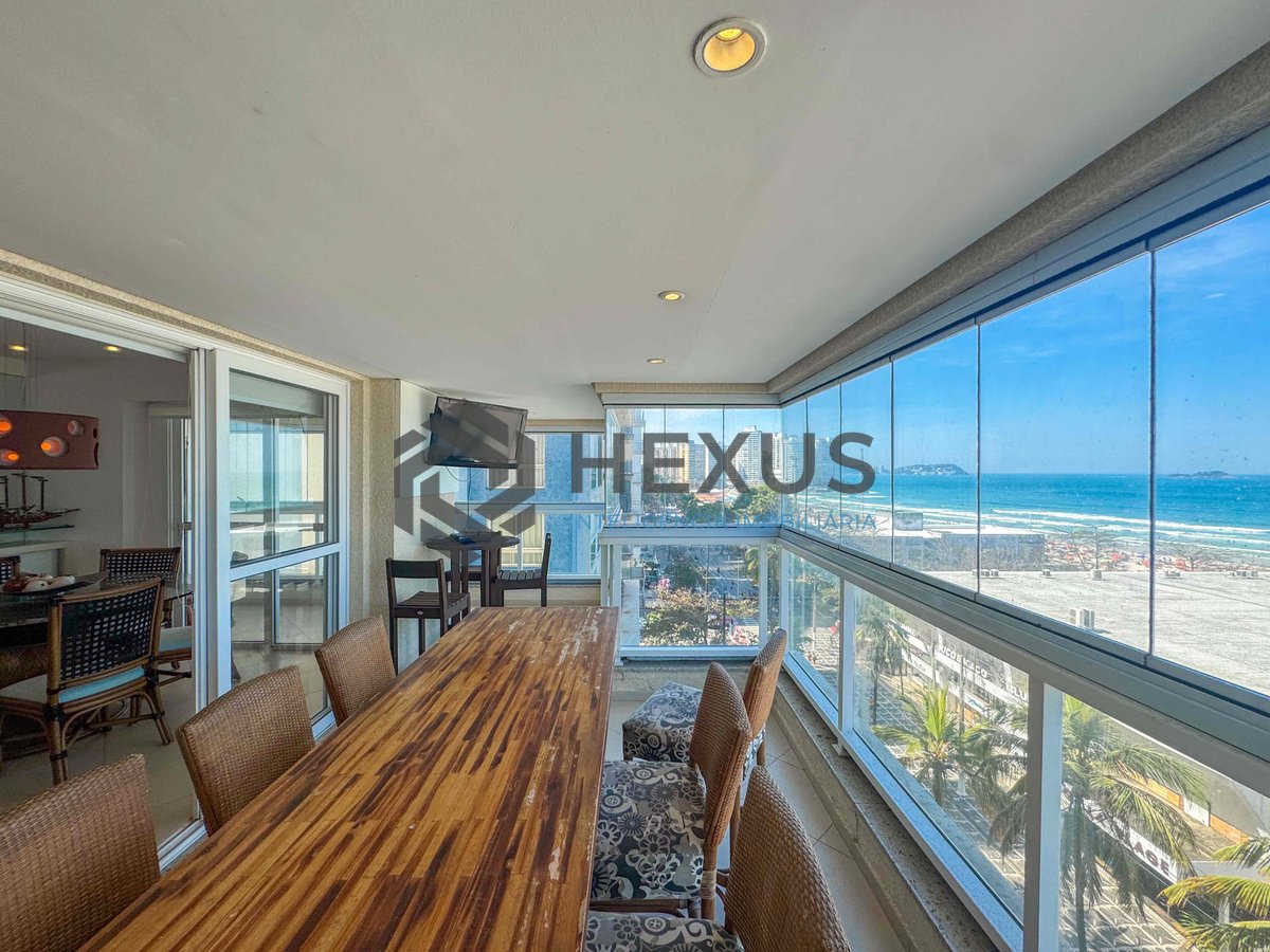 Foto 7 de Apartamento frente mar reformado com varanda gourmet vista mar e lazer na Praia das Pitangueiras, Guaruja