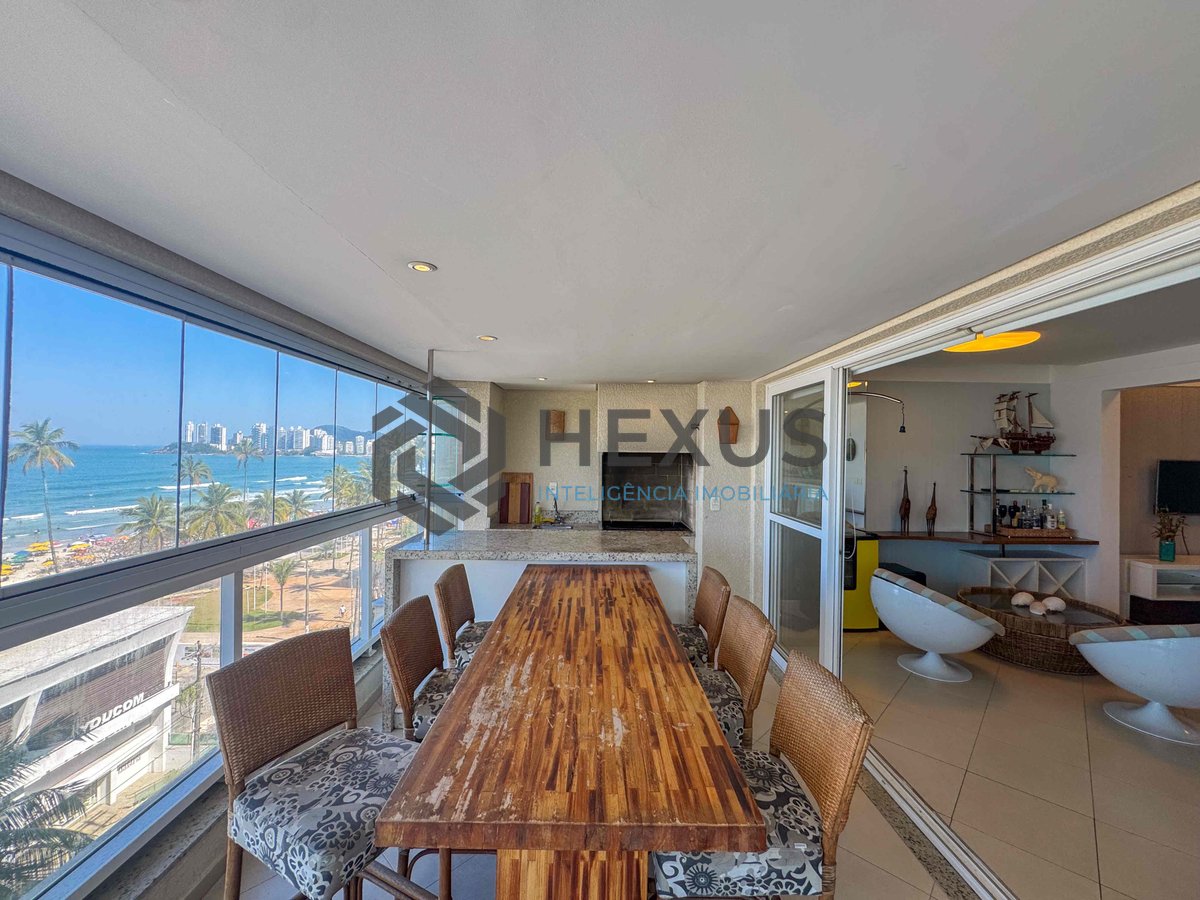 Foto 8 de Apartamento frente mar reformado com varanda gourmet vista mar e lazer na Praia das Pitangueiras, Guaruja