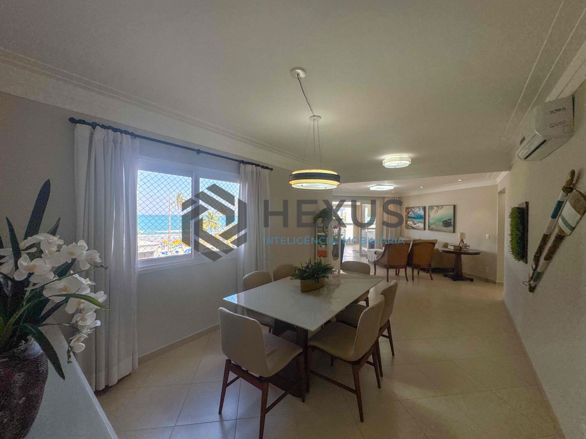 Foto 18 de Apartamento frente mar reformado com varanda gourmet vista mar e lazer na Praia das Pitangueiras, Guaruja