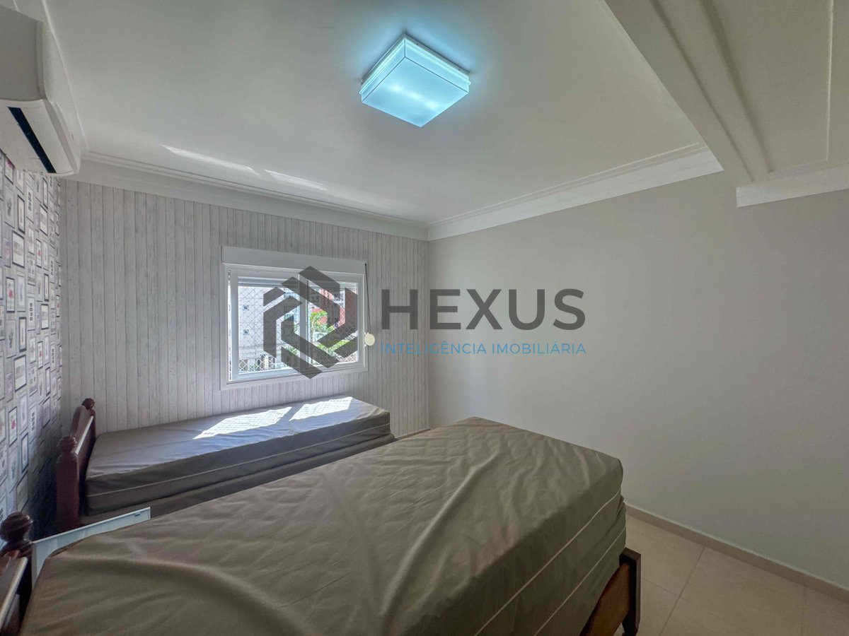Foto 35 de Apartamento frente mar reformado com varanda gourmet vista mar e lazer na Praia das Pitangueiras, Guaruja