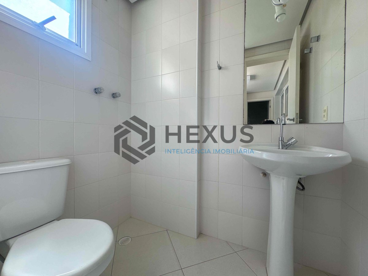 Foto 41 de Apartamento frente mar reformado com varanda gourmet vista mar e lazer na Praia das Pitangueiras, Guaruja