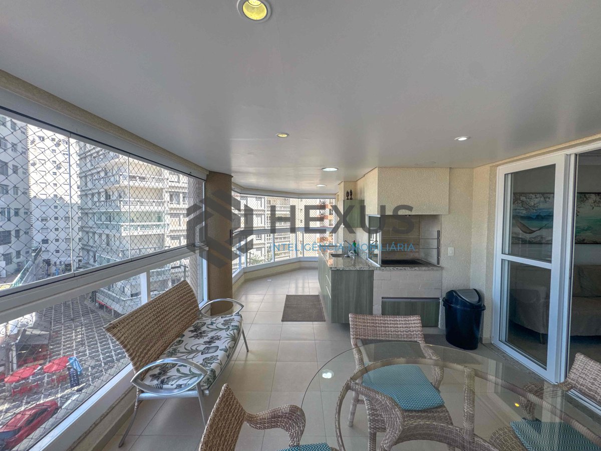 Foto 10 de Apartamento frente mar reformado com varanda gourmet vista mar e lazer na Praia das Pitangueiras, Guaruja
