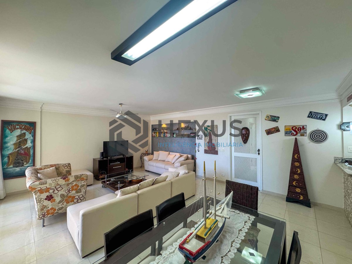 Foto 5 de Apartamento frente mar reformado com vista mar na Praia das Pitangueiras, Guaruja