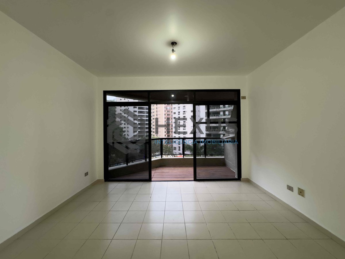 Foto 3 de Apartamento com varanda e lazer na Barra Funda nas Pitangueiras, Guaruja