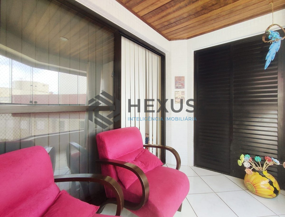 Foto 8 de Apartamento com varanda vista mar e lazer na beira mar da Praia das Asturias, Guaruja