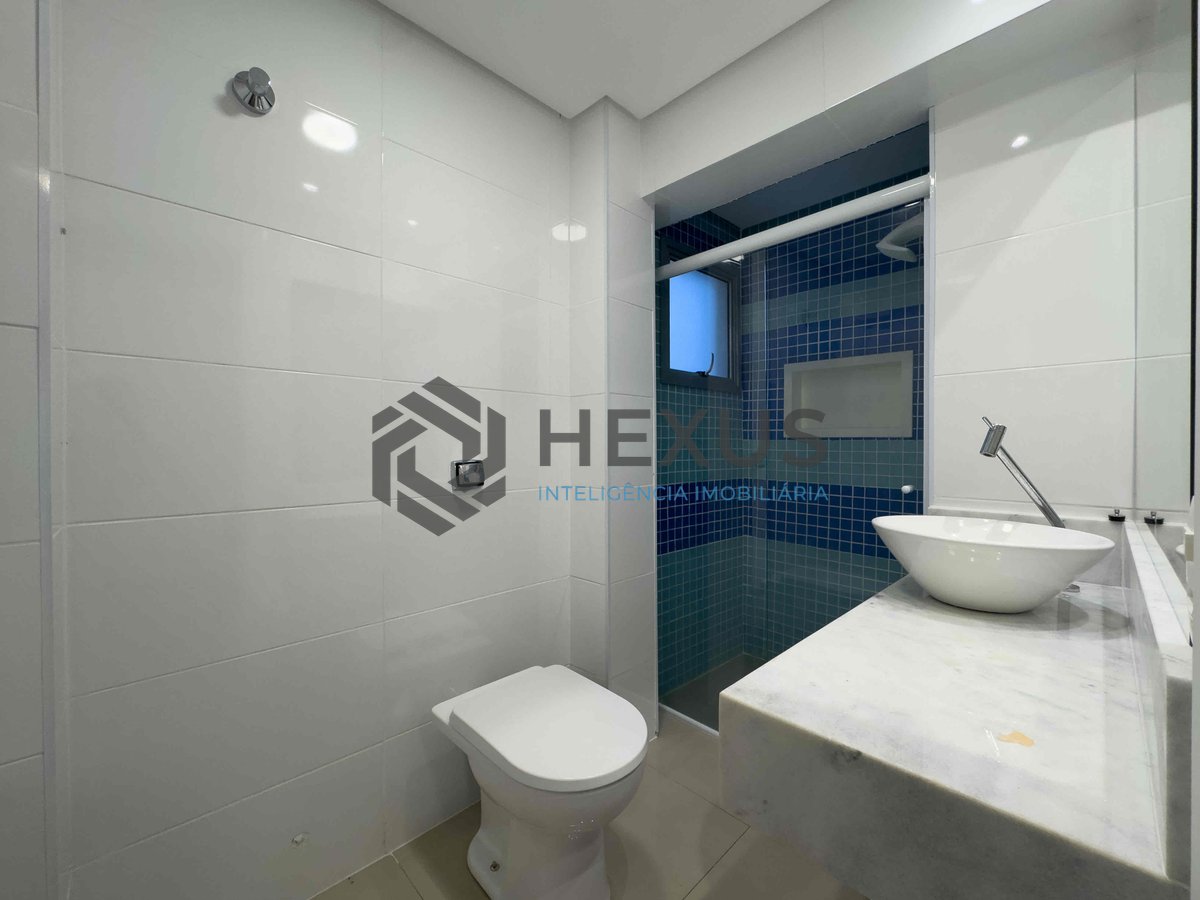 Foto 15 de Apartamento beira mar, reformado, com varanda e lazer, Praia das Asturias, Guaruja | Hexus