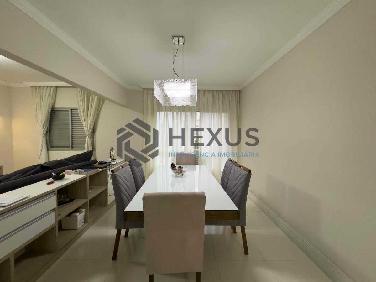 Foto 4 de Apartamento beira mar, reformado, com varanda e lazer na Praia das Asturias, Guaruja | Hexus