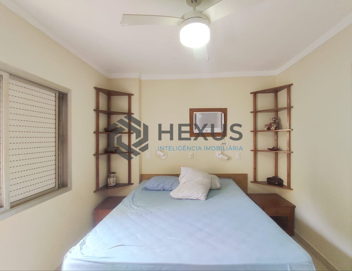 Foto 12 de Apartamento com varanda na quadra mar da Praia das Pitangueiras, Guaruja | Hexus