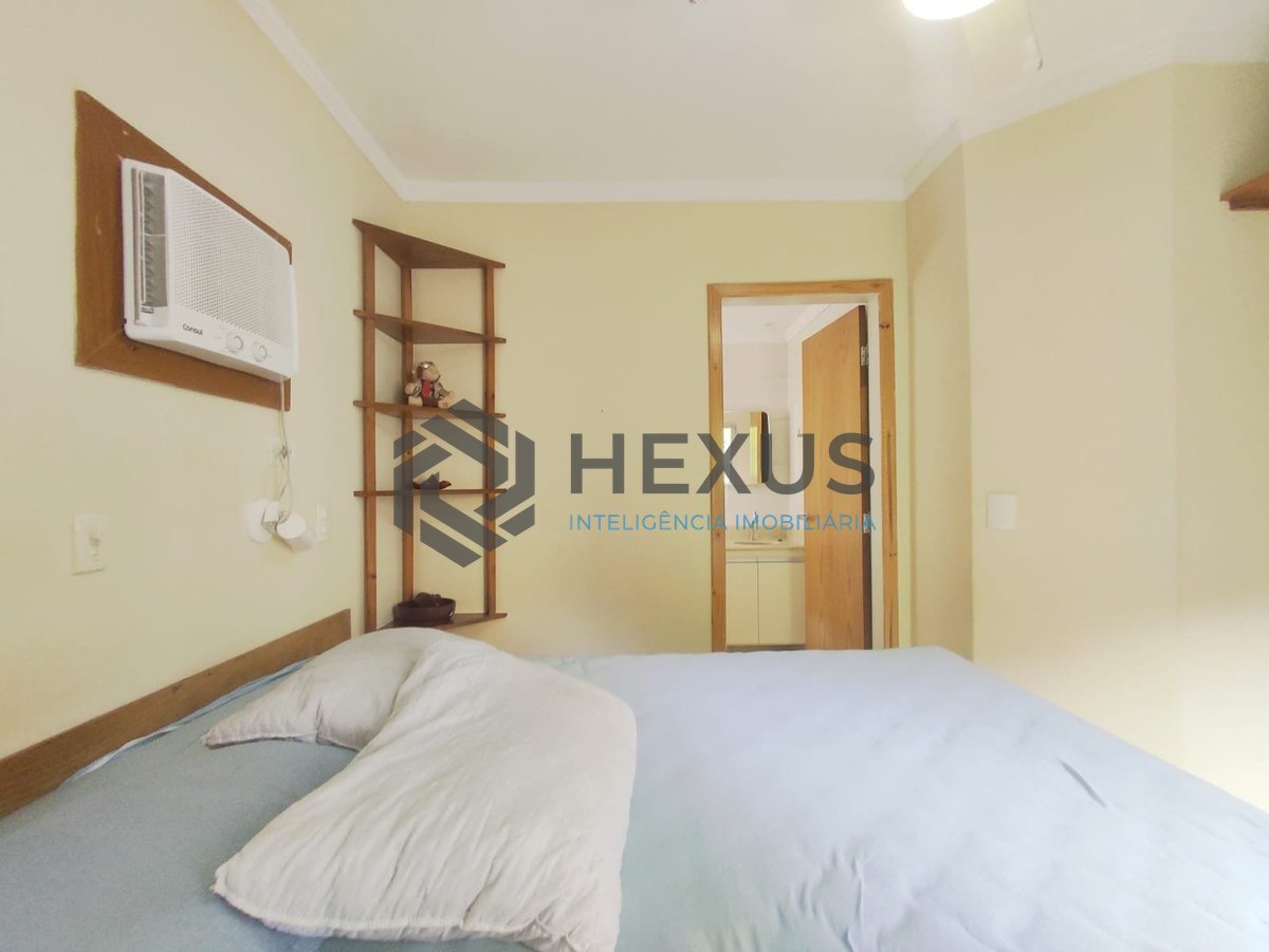 Foto 13 de Apartamento com varanda na quadra mar da Praia das Pitangueiras, Guaruja | Hexus
