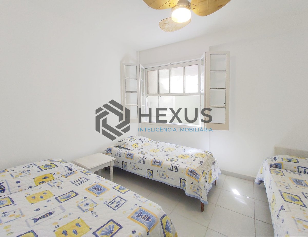 Foto 13 de Apartamento com quintal na Praia das Pitangueiras, Guaruja